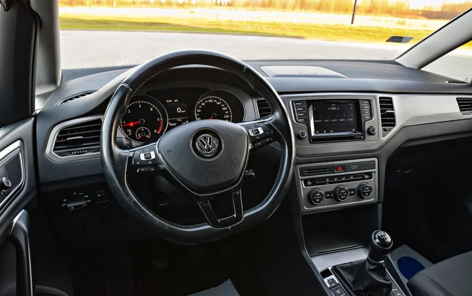 Volkswagen Golf Sportsvan cena 36900 przebieg: 198000, rok produkcji 2015 z Sochaczew małe 562